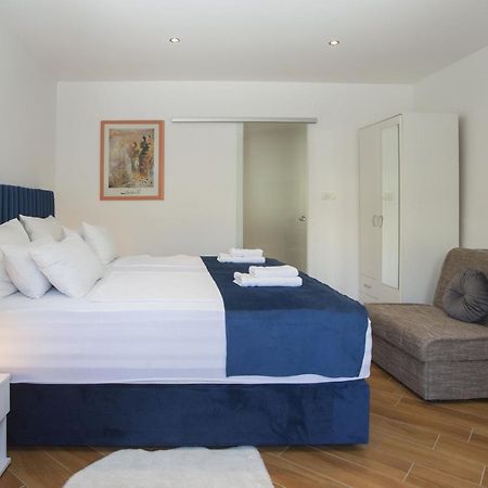 Guest House Kuseta سبليت المظهر الخارجي الصورة