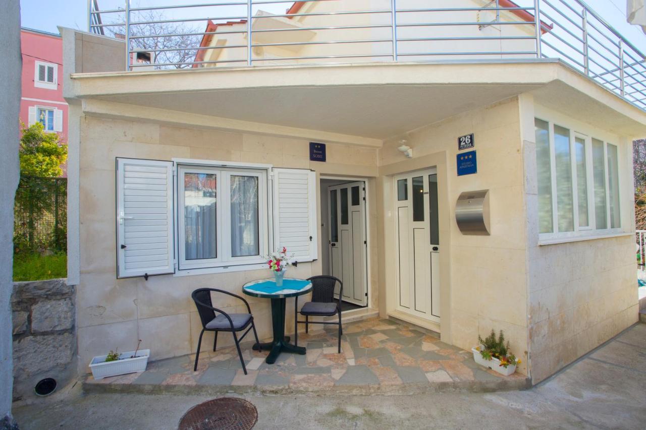 Guest House Kuseta سبليت المظهر الخارجي الصورة