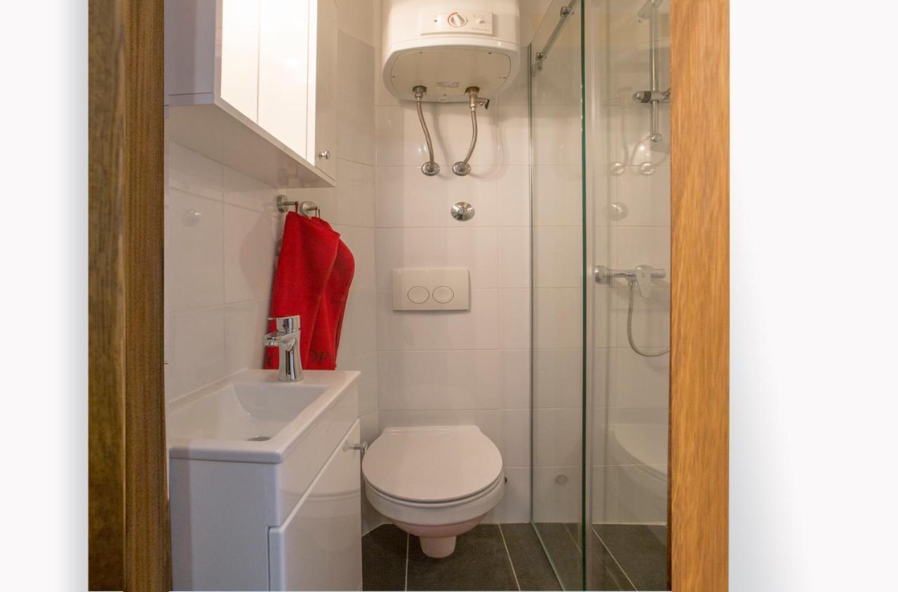 Guest House Kuseta سبليت المظهر الخارجي الصورة