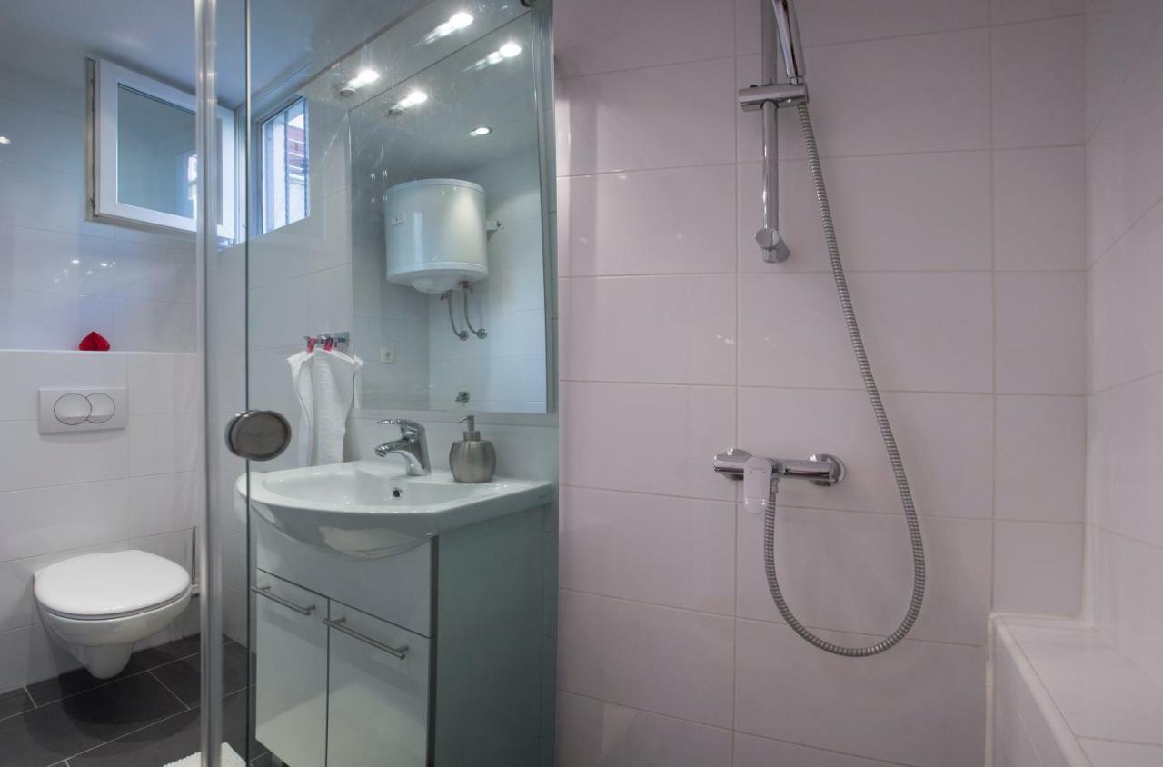 Guest House Kuseta سبليت المظهر الخارجي الصورة